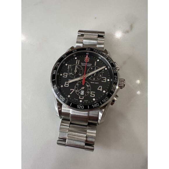 Victorinox Swiss Army Chrono Classic XLS 241443 - Case Size 45mm